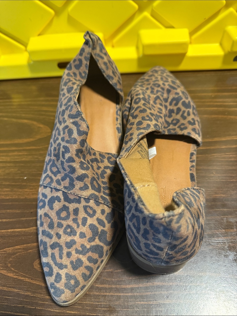 Universal Thread Leopard Print Pointed Toe Flats - Brown & Black